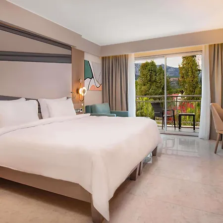 Rixos Premium - The Land Of Legends Access テキロヴァ